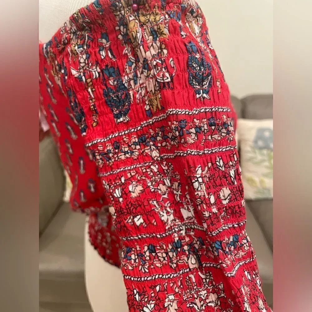 Band of Gypsies Smocked Bell Sleeve Crop Top - Picture 15 of 17